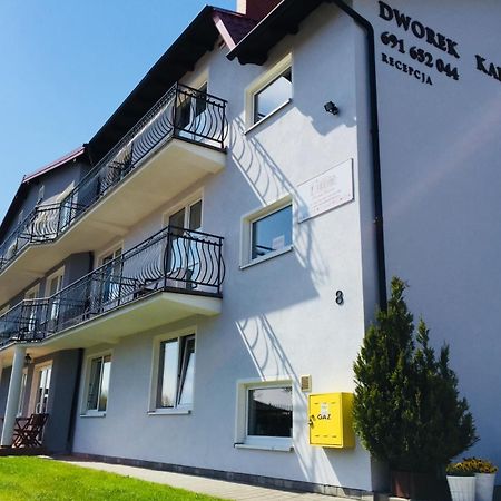 Dworek Karwia Wiosenna 8 Eksteriør bilde